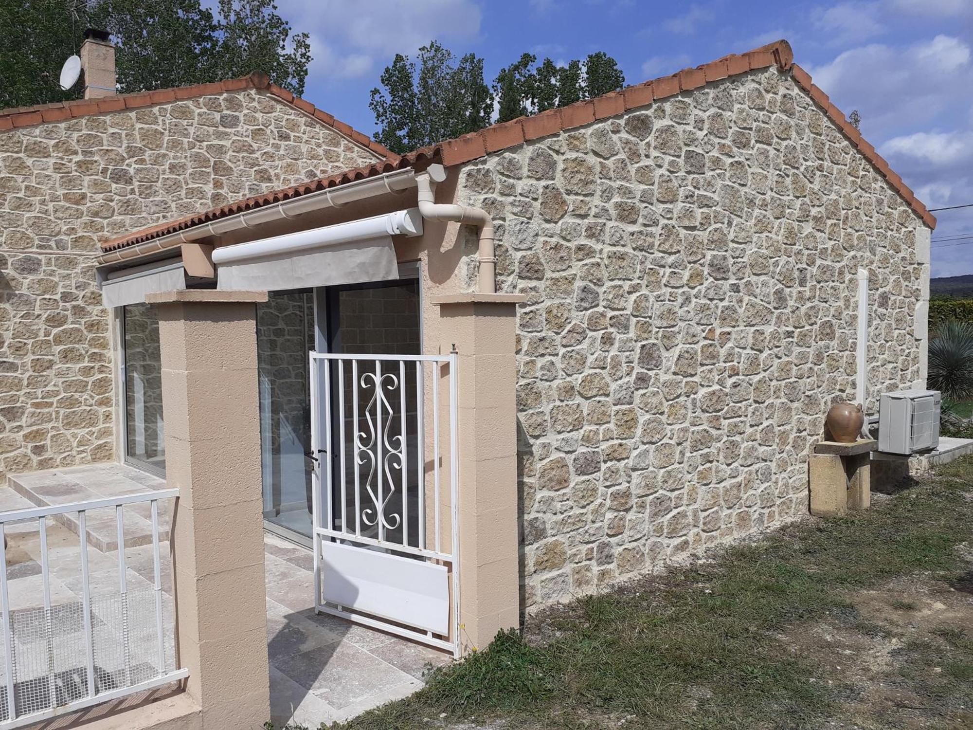 B&B Gite D'Ayran Saint-Quentin-la-Poterie Eksteriør billede