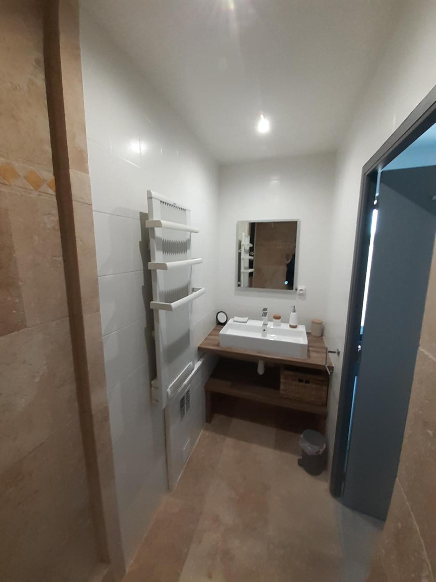 B&B Gite D'Ayran Saint-Quentin-la-Poterie Eksteriør billede